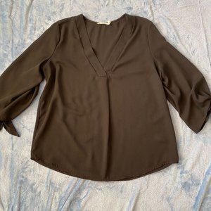 Lush Black Flowy Top